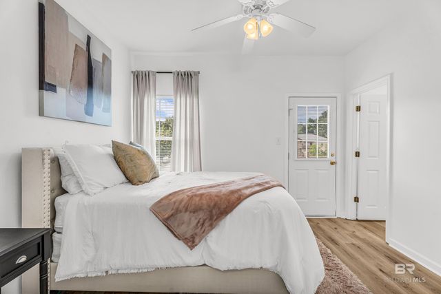 4 Yacht Club Drive 15, Daphne, AL 36526