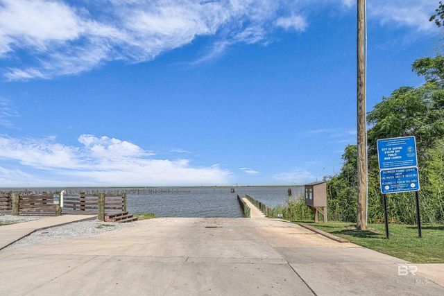 4 Yacht Club Drive 15, Daphne, AL 36526