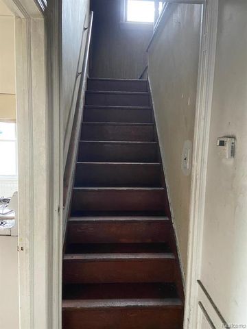 640 Crawford Street, Flint, MI 48507