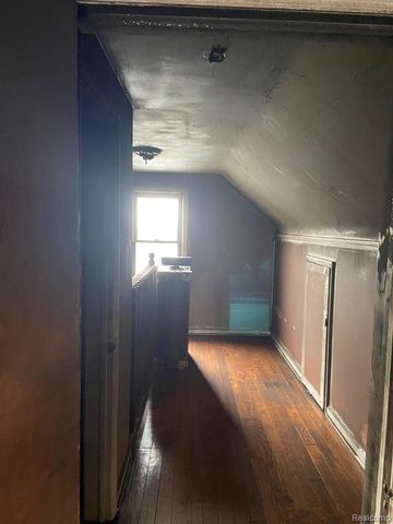 640 Crawford Street, Flint, MI 48507