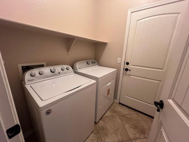 898 E Del Rio Street, Chandler, AZ 85225