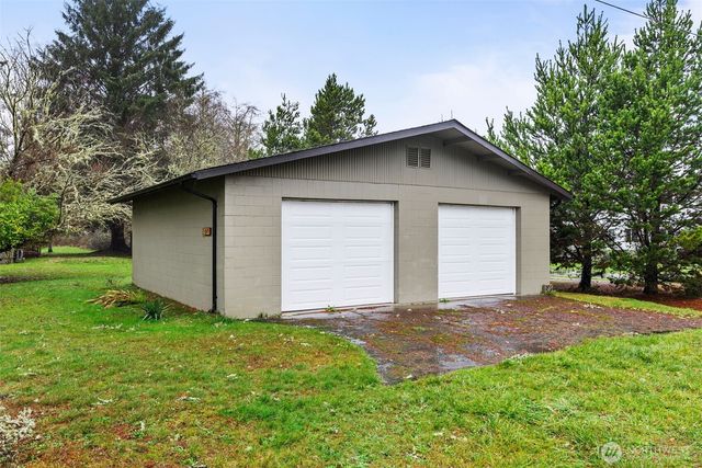4525 Eighth Street, Tokeland, WA 98590