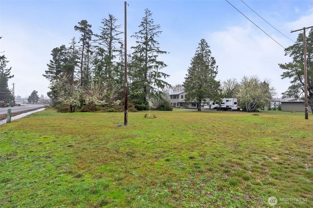 4525 Eighth Street, Tokeland, WA 98590