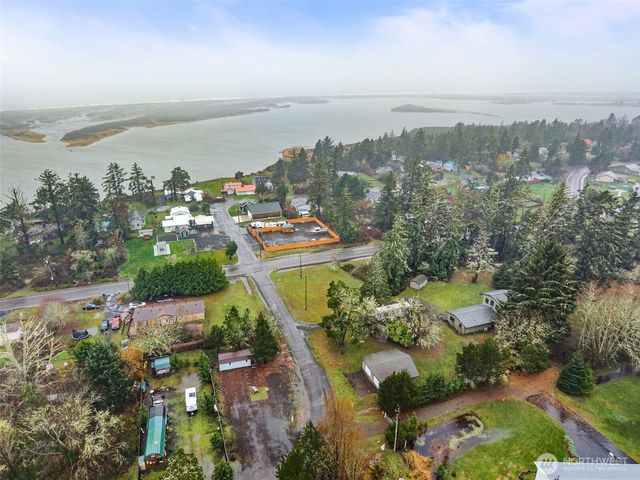 4525 Eighth Street, Tokeland, WA 98590