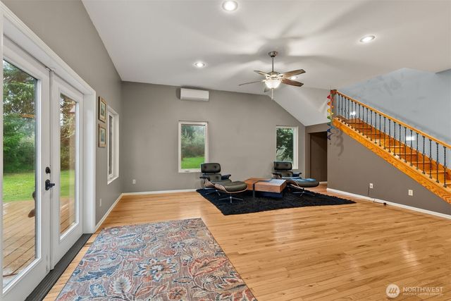 4525 Eighth Street, Tokeland, WA 98590