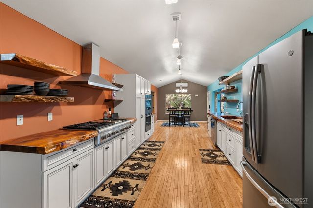 4525 Eighth Street, Tokeland, WA 98590