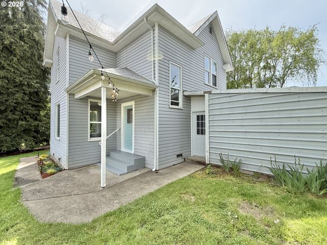 326 Sw ELMWOOD Ave, Mc Minnville, OR 97128