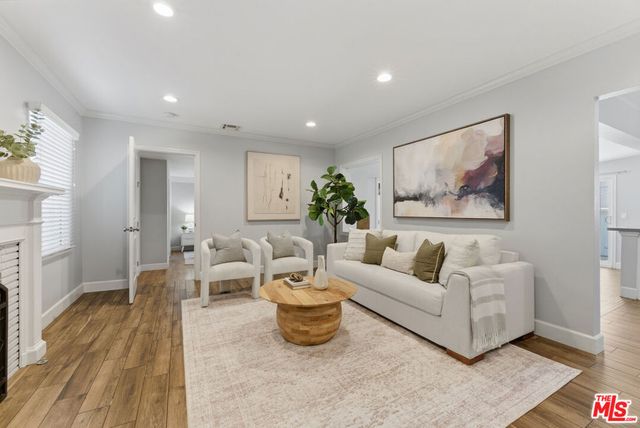 3330 Hermanos Street, Pasadena, CA 91107