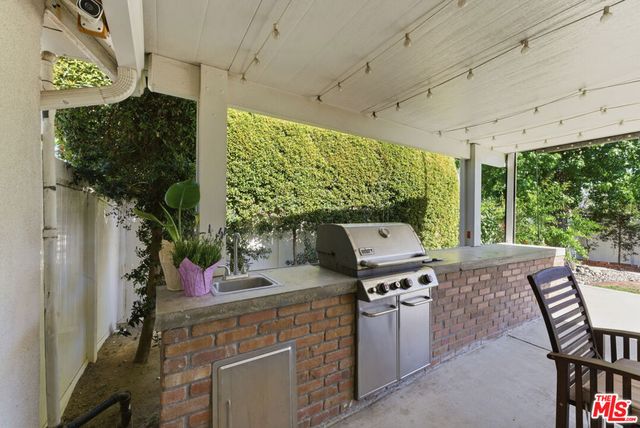 3330 Hermanos Street, Pasadena, CA 91107