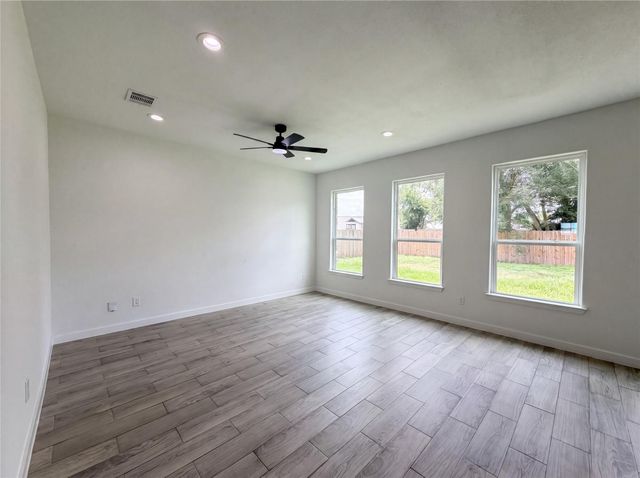 6711 Rowell Court, Houston, TX 77489