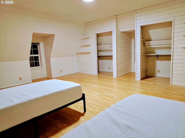 11287 Se 118TH Ct, Happy Valley, OR 97086