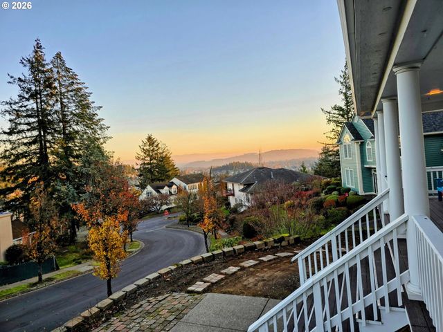 11287 Se 118TH Ct, Happy Valley, OR 97086