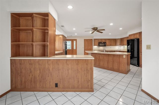 11700 Bayfield Lane, St Louis, MO 63128