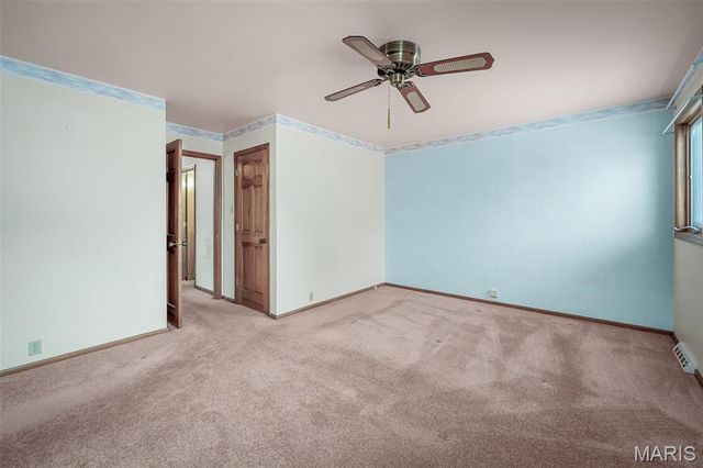 11700 Bayfield Lane, St Louis, MO 63128