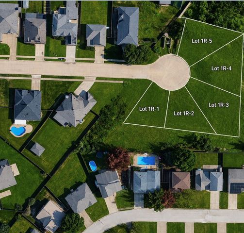 635 BRISTLECONE Drive, Arlington, TX 76018