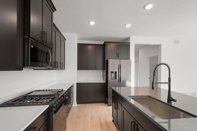 11851 35th Street N, Lake Elmo, MN 55042