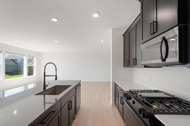 11851 35th Street N, Lake Elmo, MN 55042