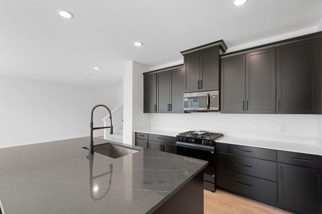 11851 35th Street N, Lake Elmo, MN 55042