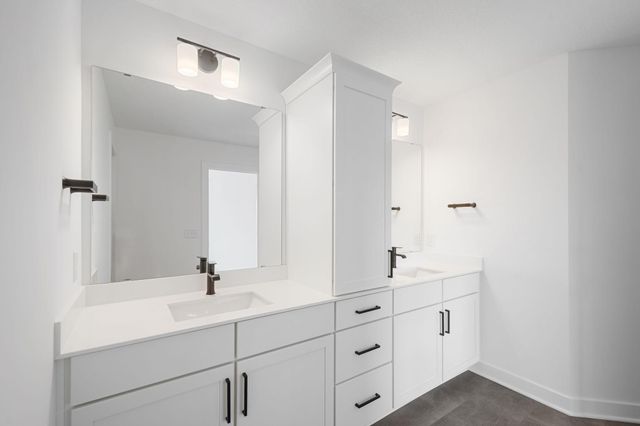 11851 35th Street N, Lake Elmo, MN 55042