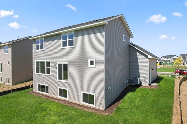 11851 35th Street N, Lake Elmo, MN 55042