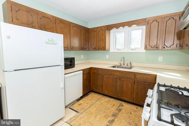 46017 E SUNRISE DR E, Lexington Park, MD 20653