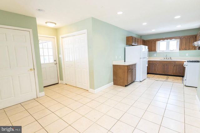 46017 E SUNRISE DR E, Lexington Park, MD 20653