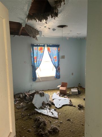 509 Allen Avenue, Bonham, TX 75418