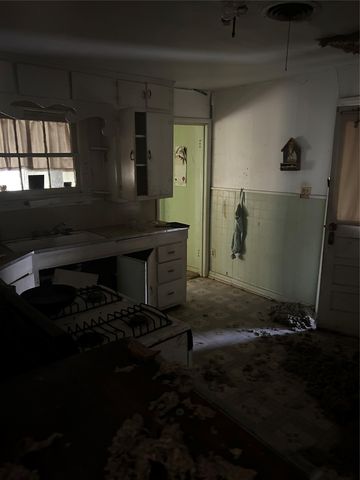 509 Allen Avenue, Bonham, TX 75418