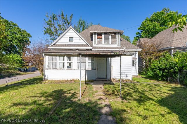 1023 S 17th Street, Fort Smith, AR 72901