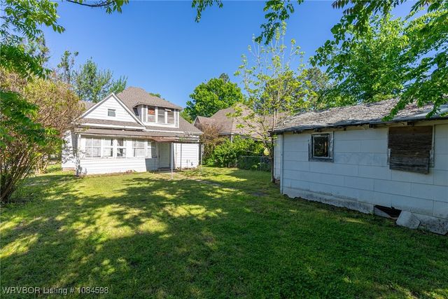 1023 S 17th Street, Fort Smith, AR 72901