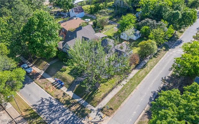 1023 S 17th Street, Fort Smith, AR 72901