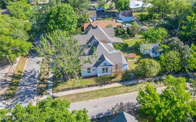 1023 S 17th Street, Fort Smith, AR 72901