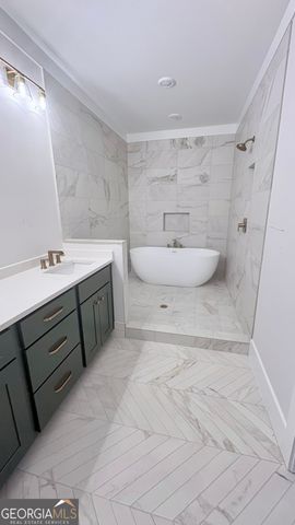 1741 Thomas Street, Decatur, GA 30032