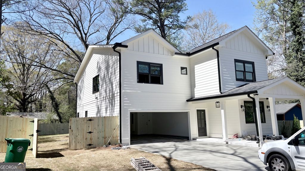 1741 Thomas Street, Decatur, GA 30032