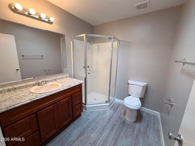 6527 N 67TH Avenue 102, Glendale, AZ 85301