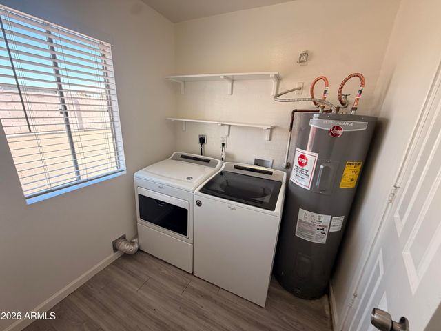 6527 N 67TH Avenue 102, Glendale, AZ 85301