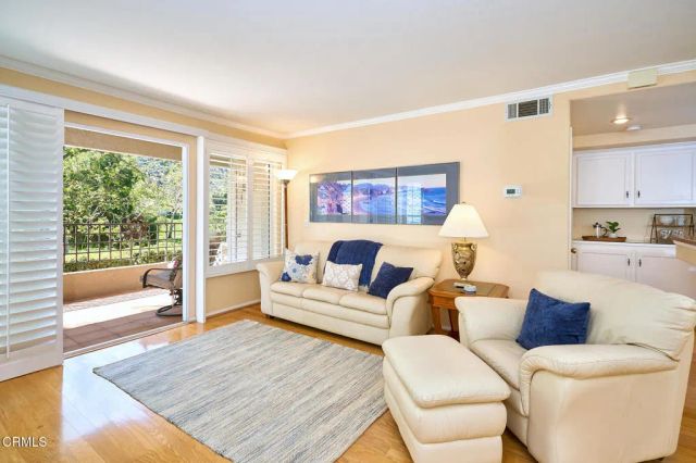 7050 Paseo Encantada, Camarillo, CA 93012