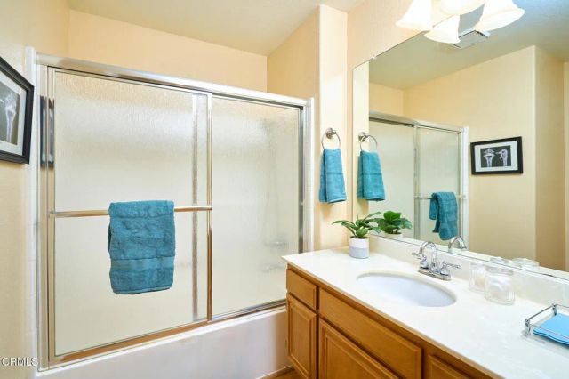 7050 Paseo Encantada, Camarillo, CA 93012