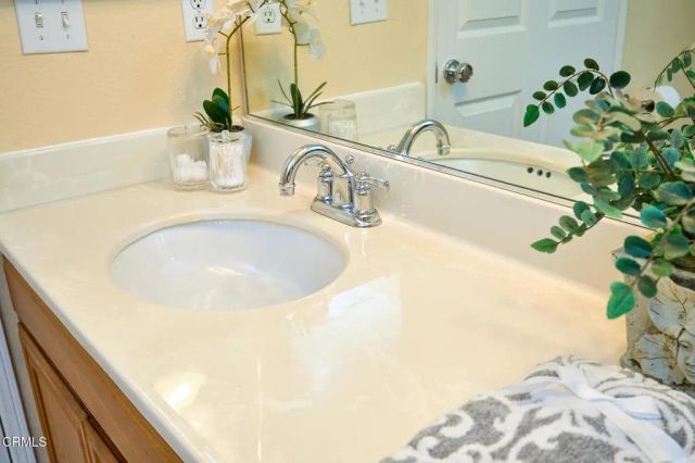 7050 Paseo Encantada, Camarillo, CA 93012