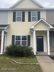 626 Ebb Tide Lane, Sneads Ferry, NC 28460