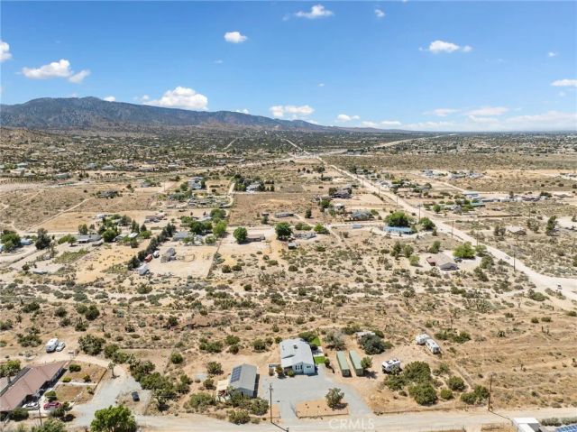 8837 Malpaso Road, Phelan, CA 92371