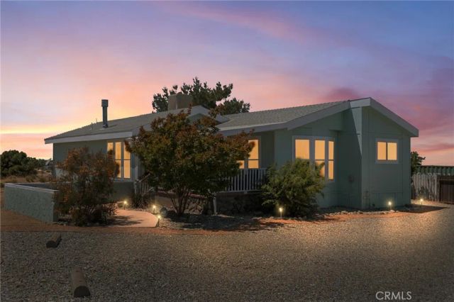 8837 Malpaso Road, Phelan, CA 92371