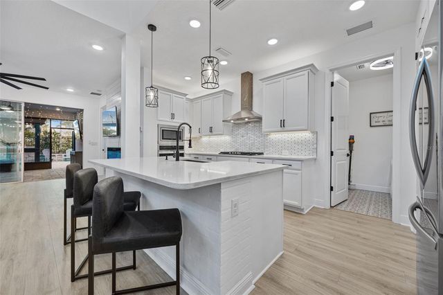 5617 DEL CORONADO DRIVE, Apollo Beach, FL 33572