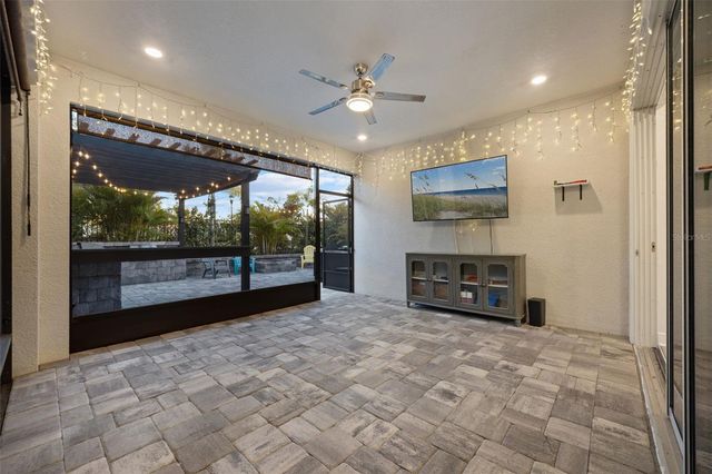 5617 DEL CORONADO DRIVE, Apollo Beach, FL 33572