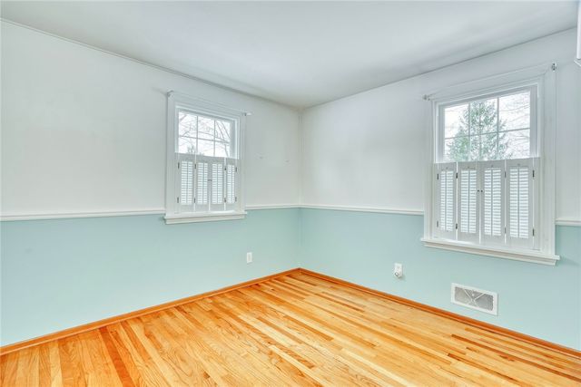 193 Hawthorne Circle, Farmington, NY 14425