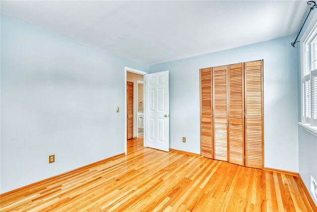 193 Hawthorne Circle, Farmington, NY 14425