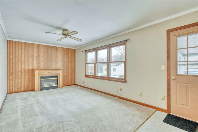 193 Hawthorne Circle, Farmington, NY 14425