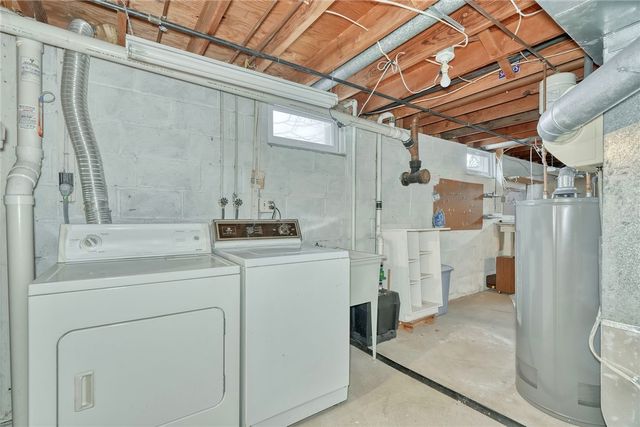 193 Hawthorne Circle, Farmington, NY 14425