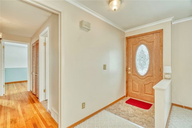 193 Hawthorne Circle, Farmington, NY 14425