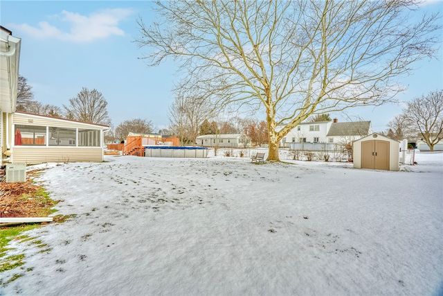 193 Hawthorne Circle, Farmington, NY 14425